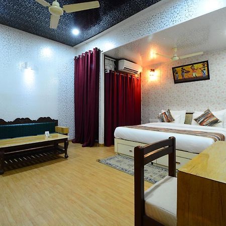 Hotel Bamboo Castle Divisione di Divisione di Jaipur Esterno foto
